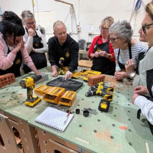 Sarah-explaining-to-students-different-types-of-drills